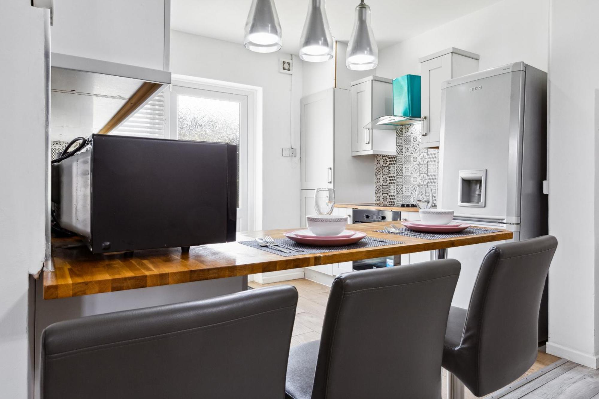 Bromley Serviced Apartments - Beckenham Place Park - London - 2 Bed House - Free Parking - 2 Beds 1 Sofabed Экстерьер фото