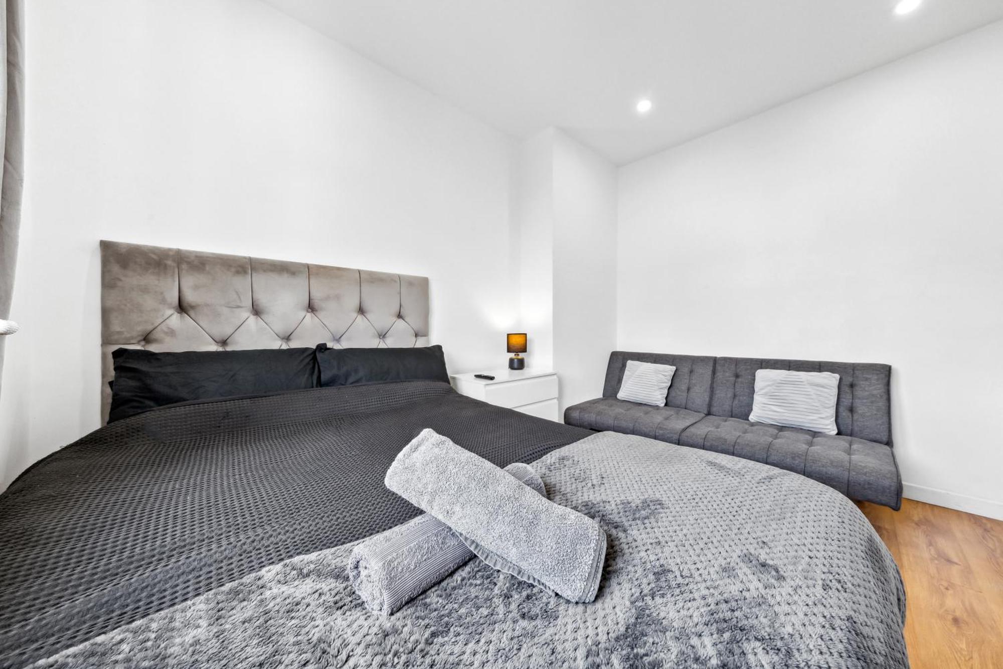 Bromley Serviced Apartments - Beckenham Place Park - London - 2 Bed House - Free Parking - 2 Beds 1 Sofabed Экстерьер фото