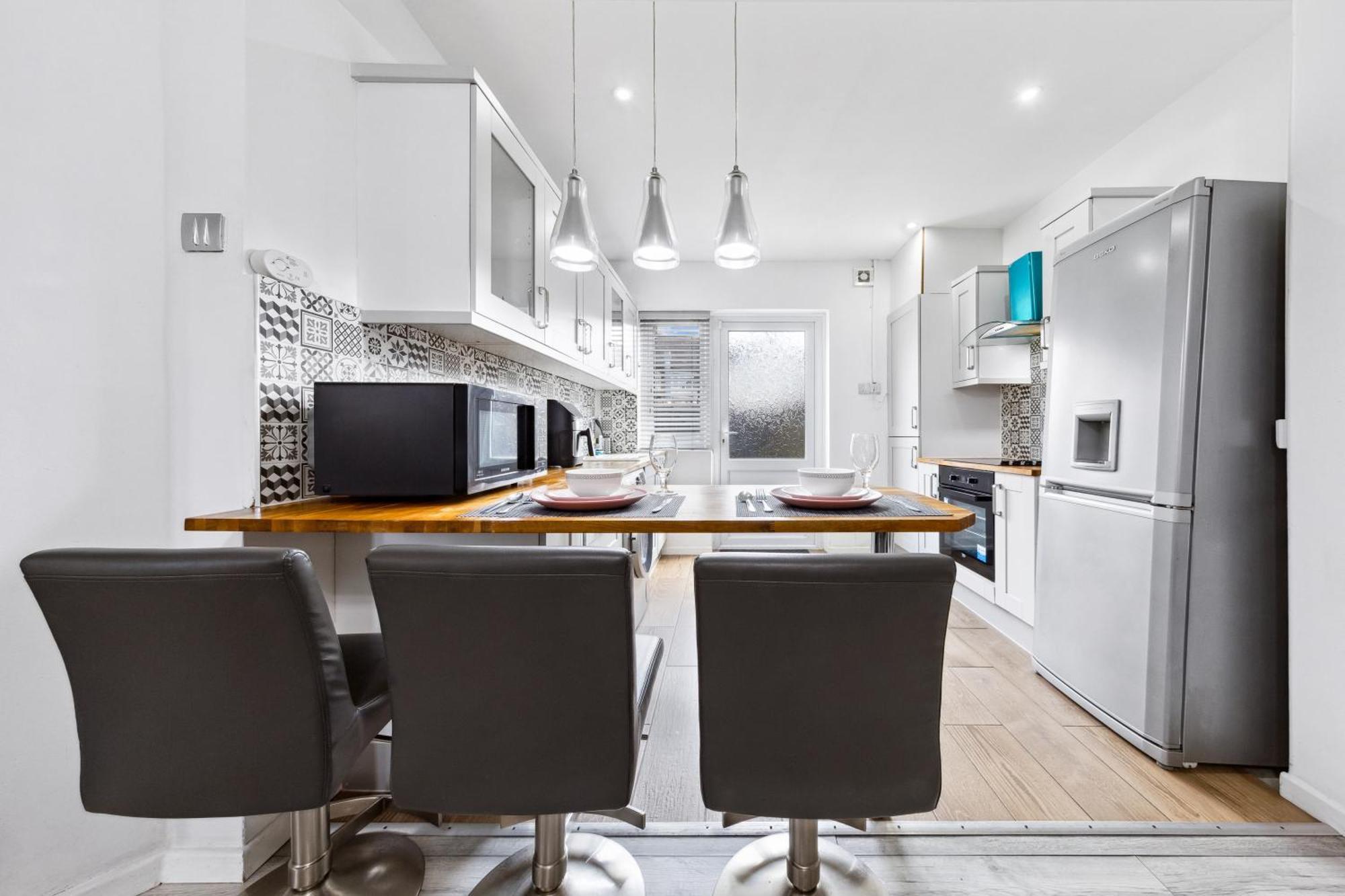 Bromley Serviced Apartments - Beckenham Place Park - London - 2 Bed House - Free Parking - 2 Beds 1 Sofabed Экстерьер фото