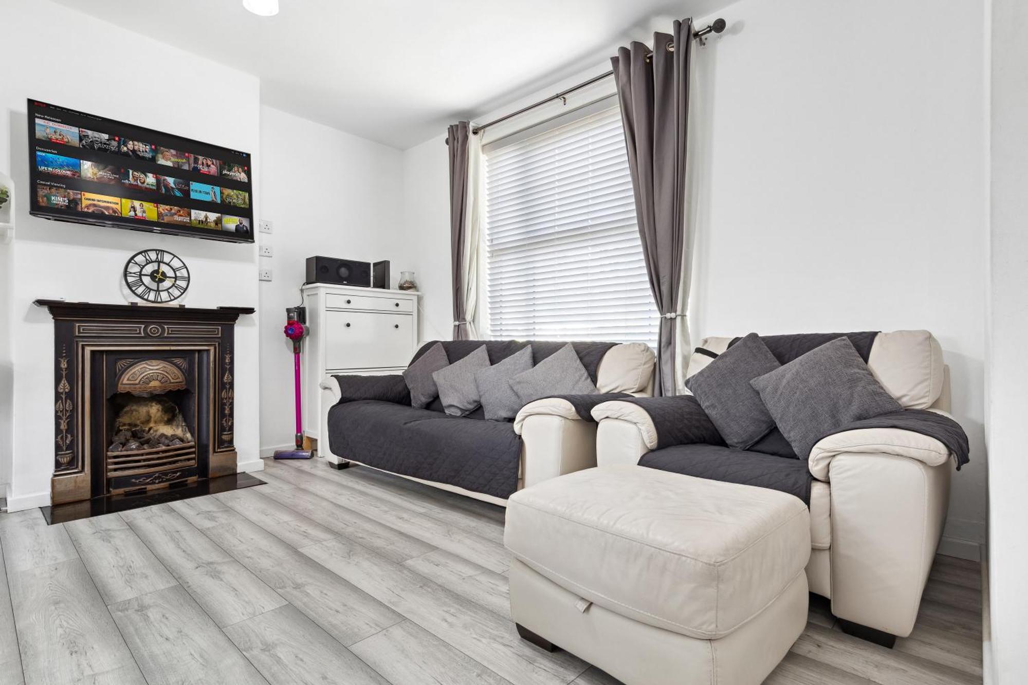 Bromley Serviced Apartments - Beckenham Place Park - London - 2 Bed House - Free Parking - 2 Beds 1 Sofabed Экстерьер фото
