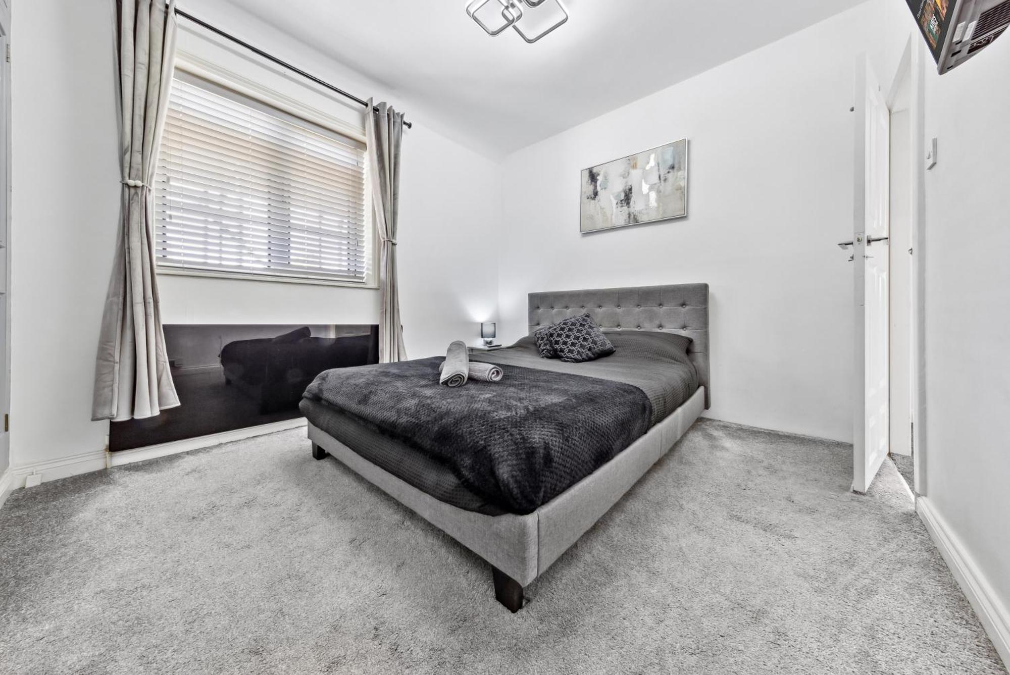 Bromley Serviced Apartments - Beckenham Place Park - London - 2 Bed House - Free Parking - 2 Beds 1 Sofabed Экстерьер фото